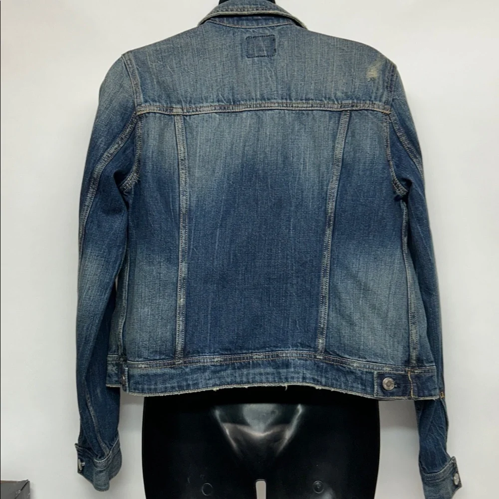 American Eagle Denim distressed, jean jacket size medium 100% cotton
